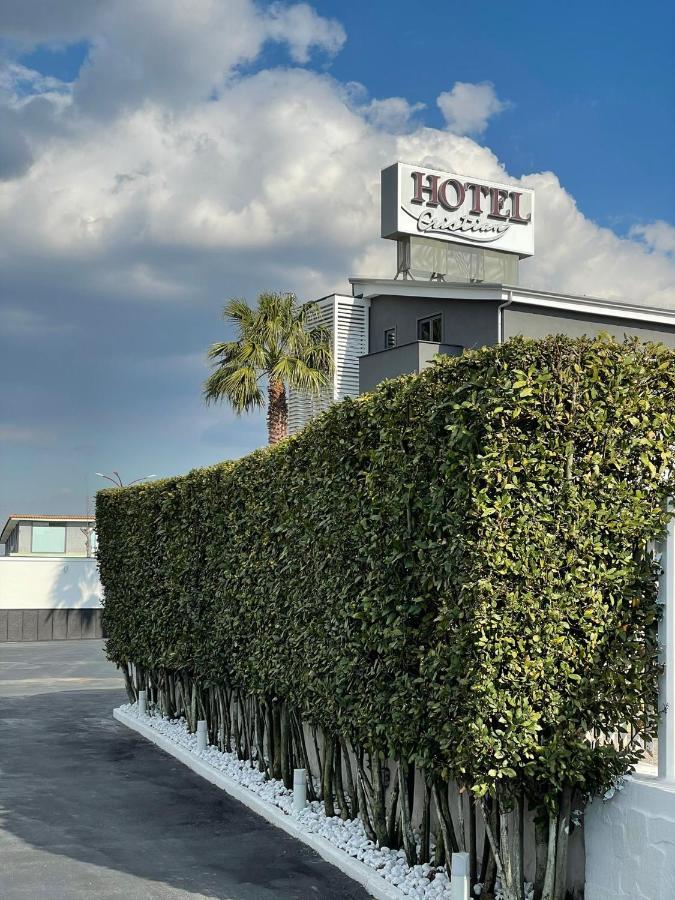 Hotel Cristian Giugliano In Campania Esterno foto